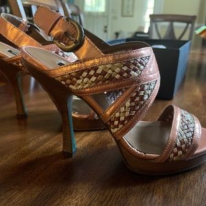 Nanette Lenore Survivor Slide